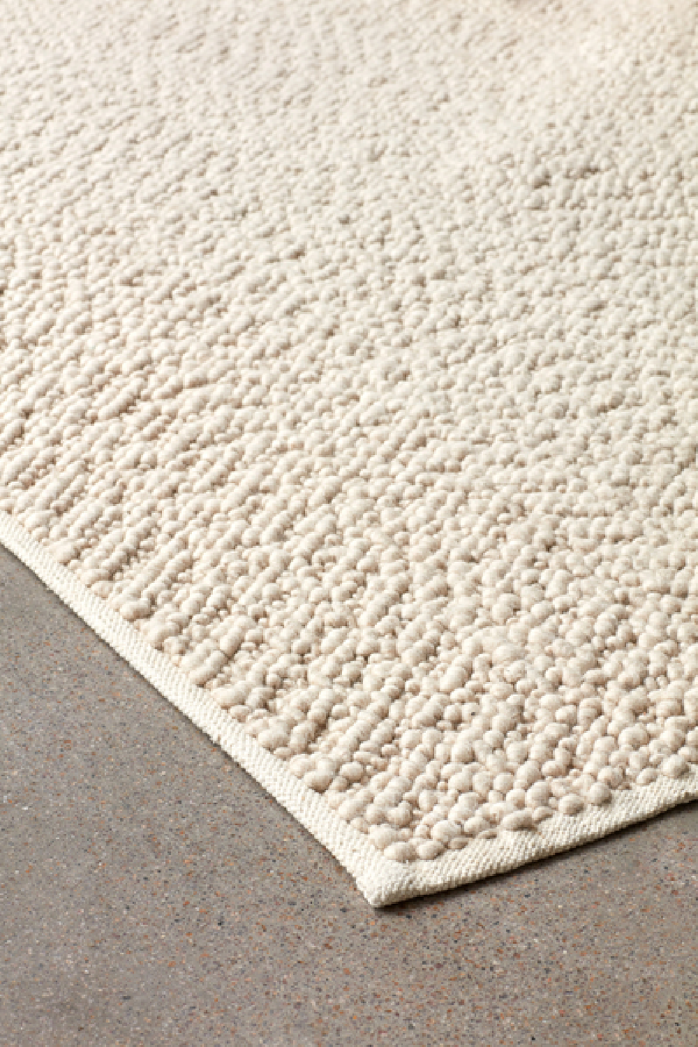 Woven Wool Rug | Oroa.com
