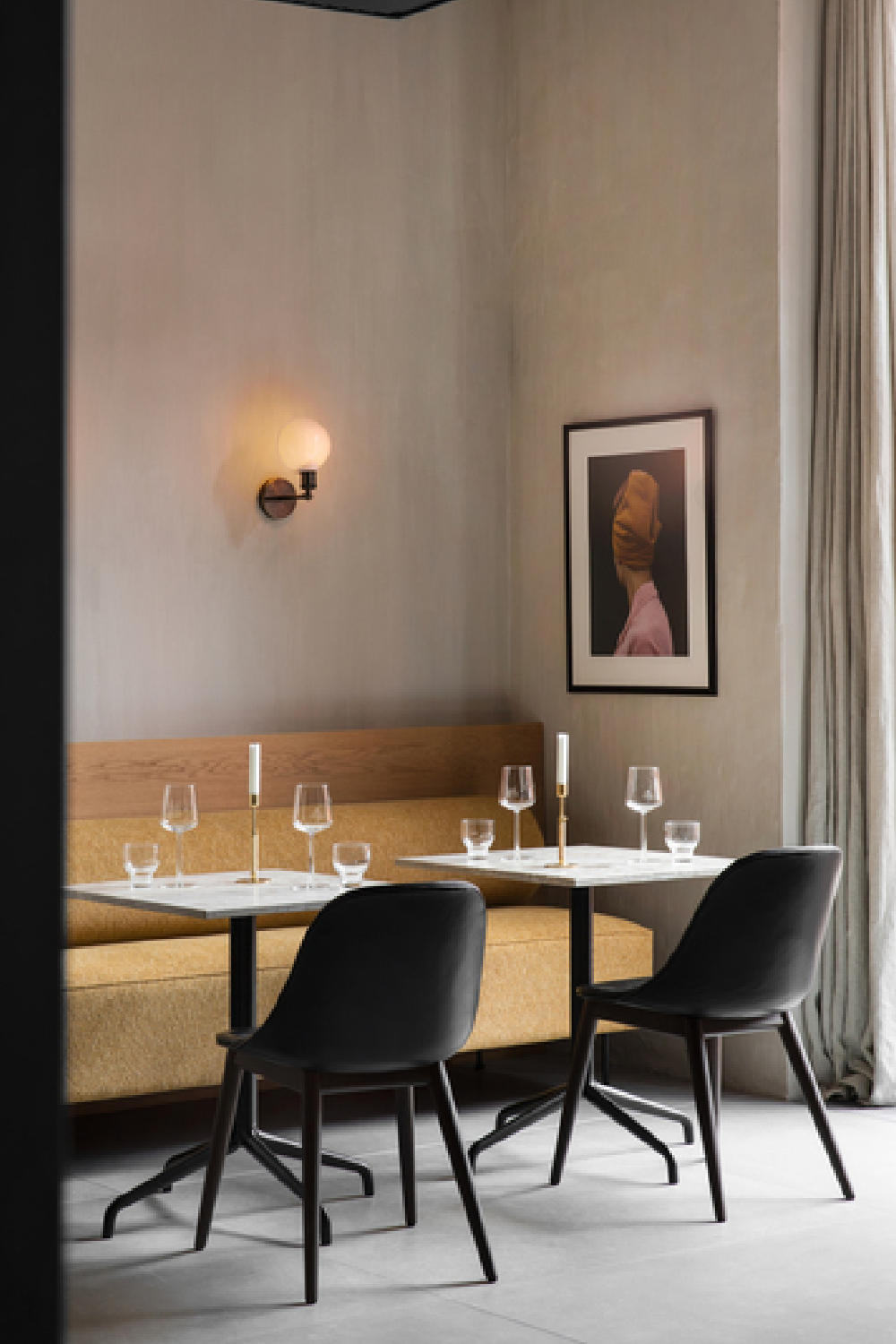 Wooden Base Side Dining Chair | Oroa.com