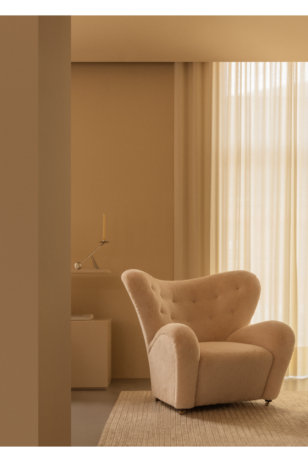 Modern Wingback Lounge Chair | Oroa.com