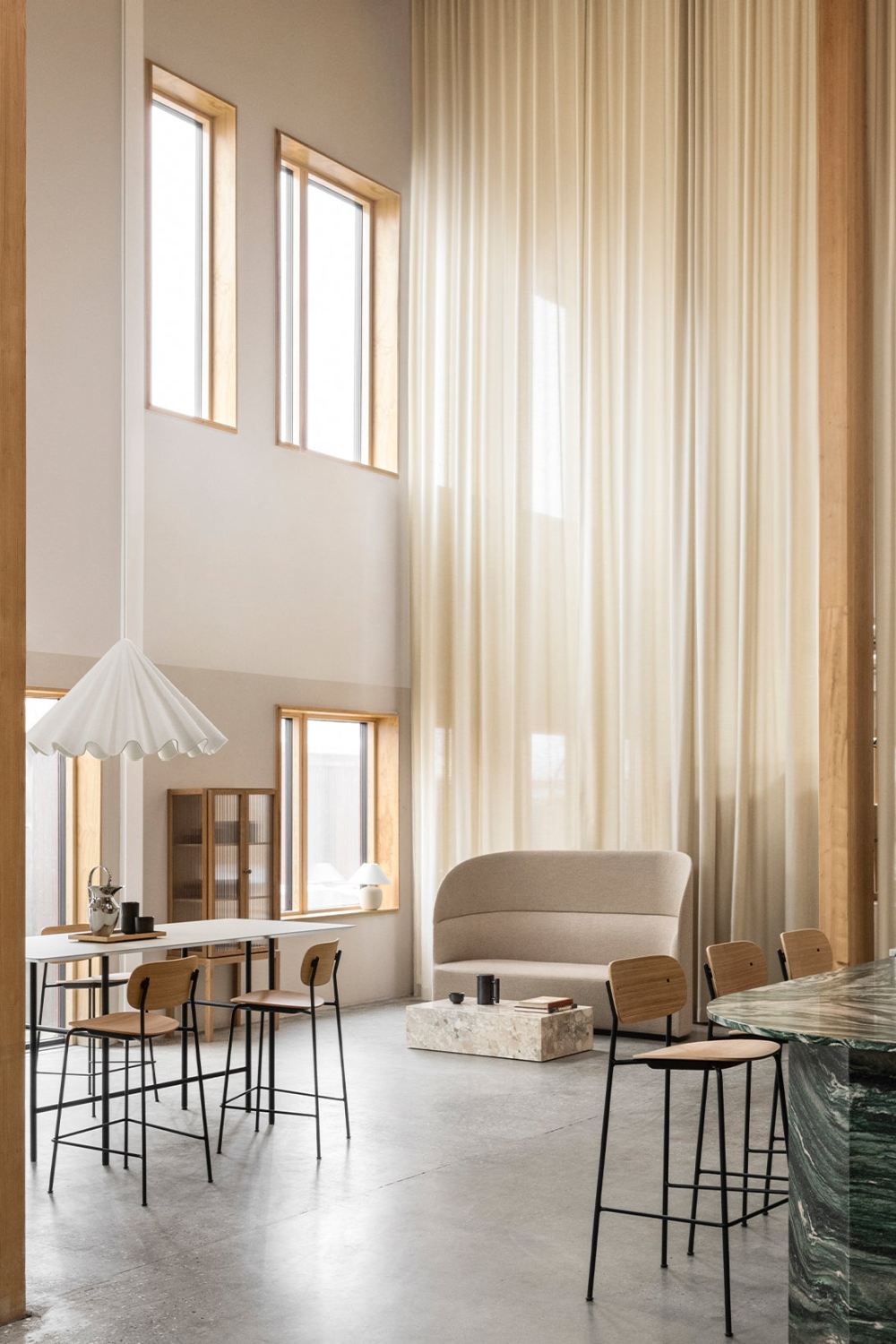 Oak Veneer Counter Chair | Oroa.com