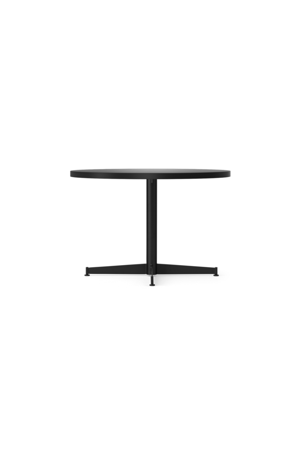 Round Indoor/Outdoor Lounge Table | Oroa.com