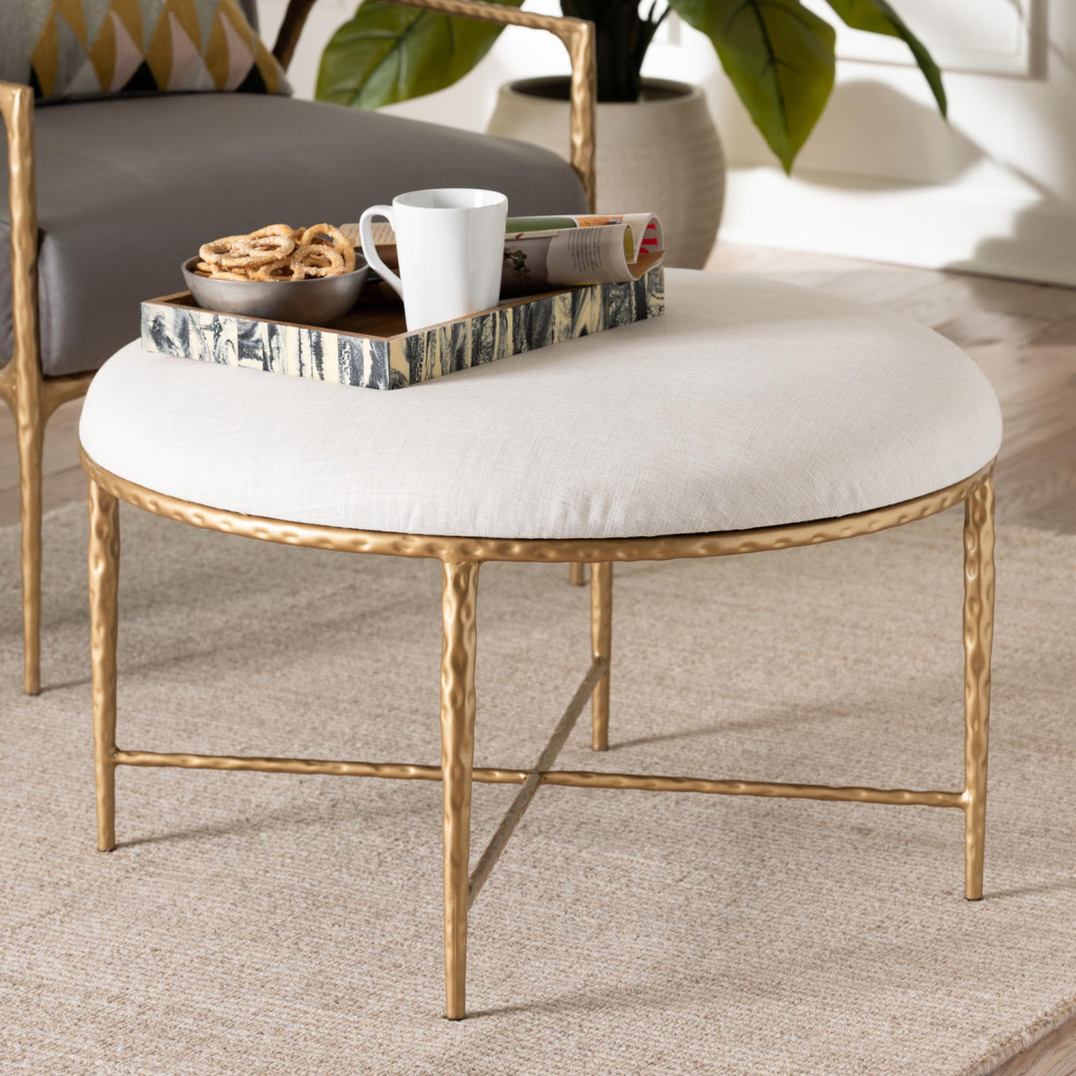 Modern European furniture - White Padded Round Cocktail Ottoman - www.oroa.com | Oroa.com