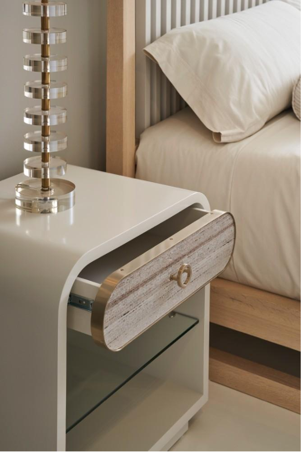 White Modern Nightstand | Oroa.com