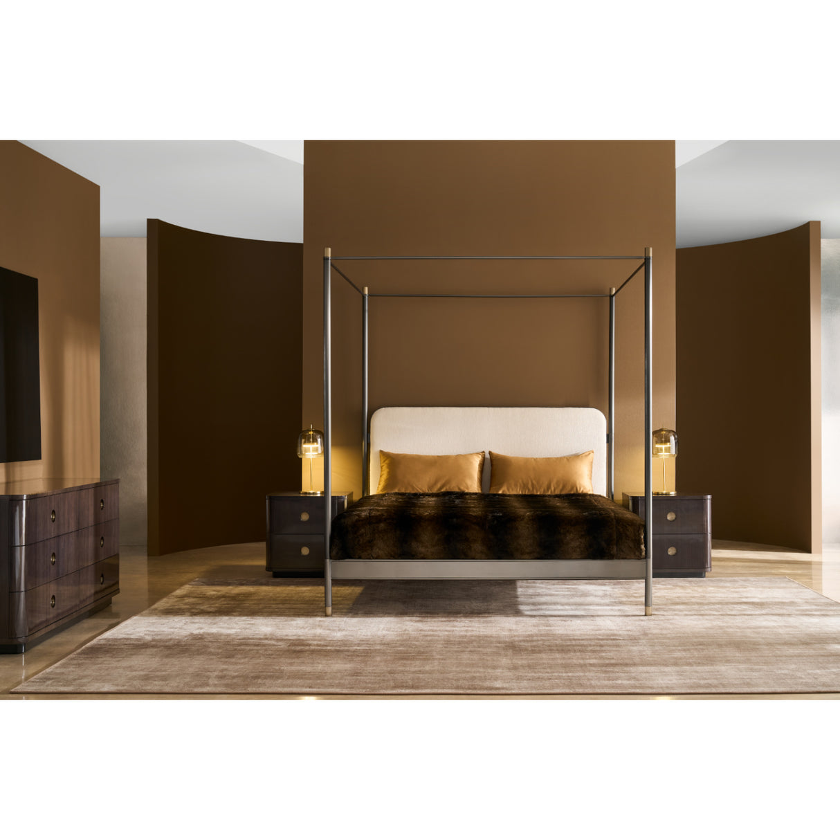 Bronze Canopy Bed | Oroa.com