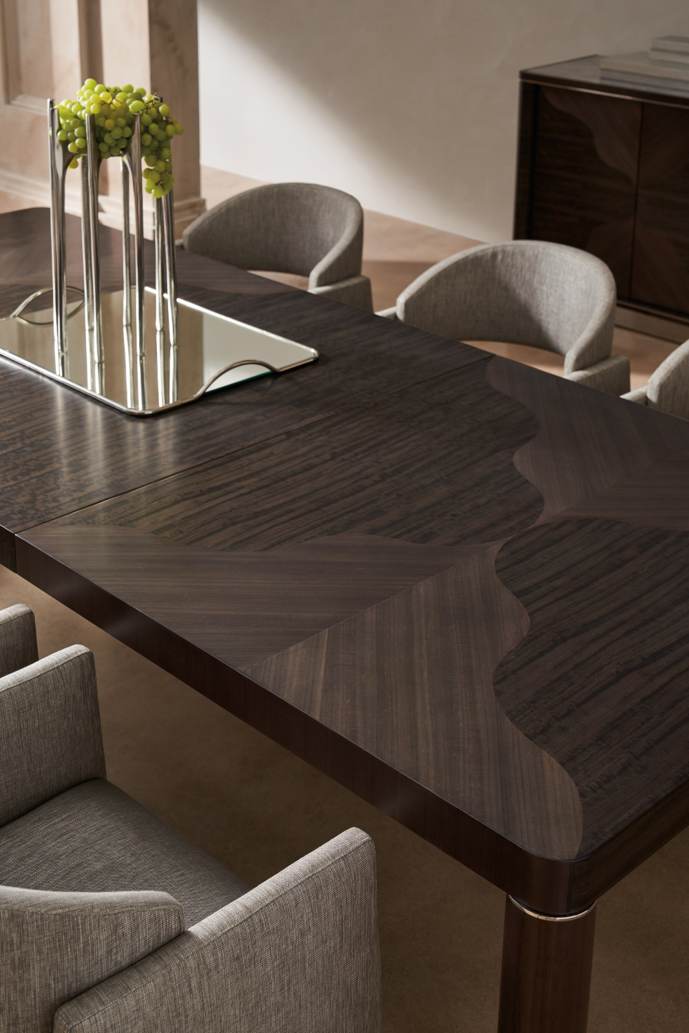 Gray Geometrical Dining Chair | Oroa.com