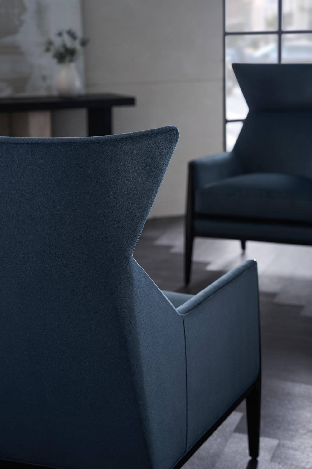 Modern Wingback Occasional Chair | Oroa.com
