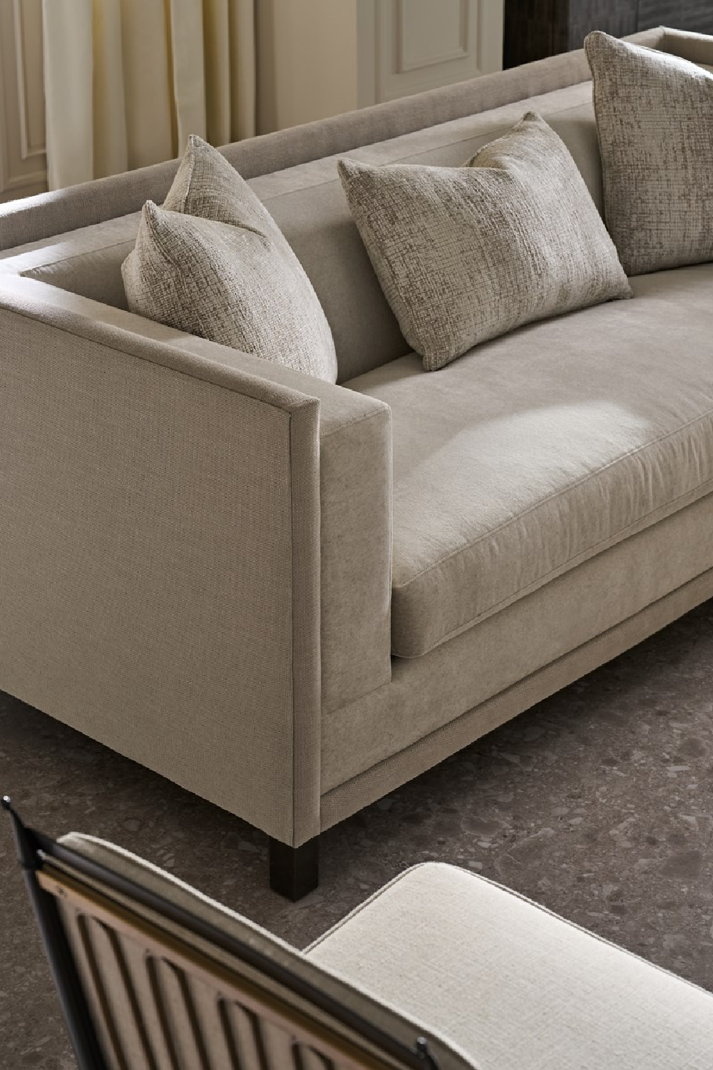 Light Gray Sofa | Oroa.com