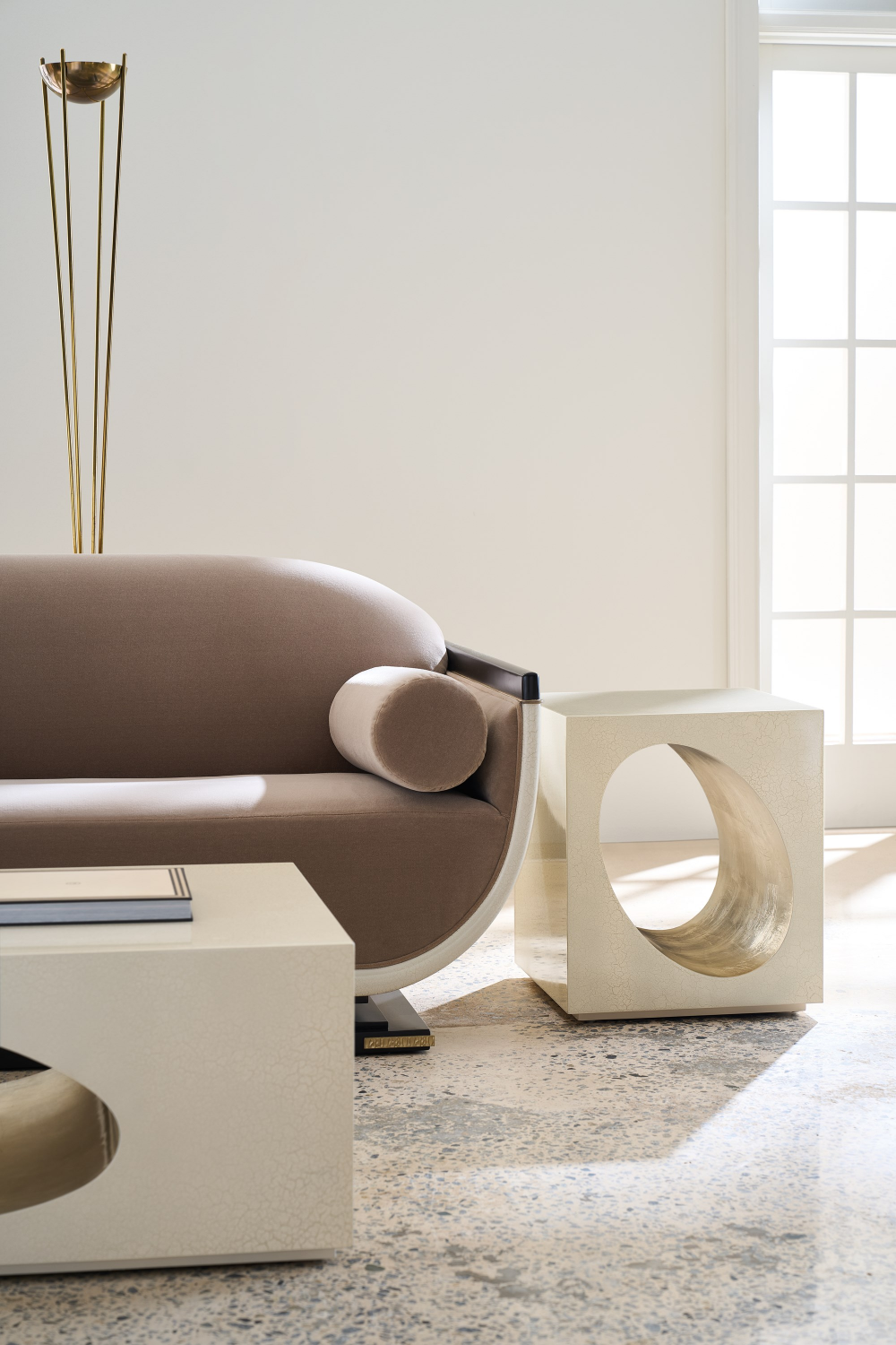 Scooped Frame Sofa | Oroa.com