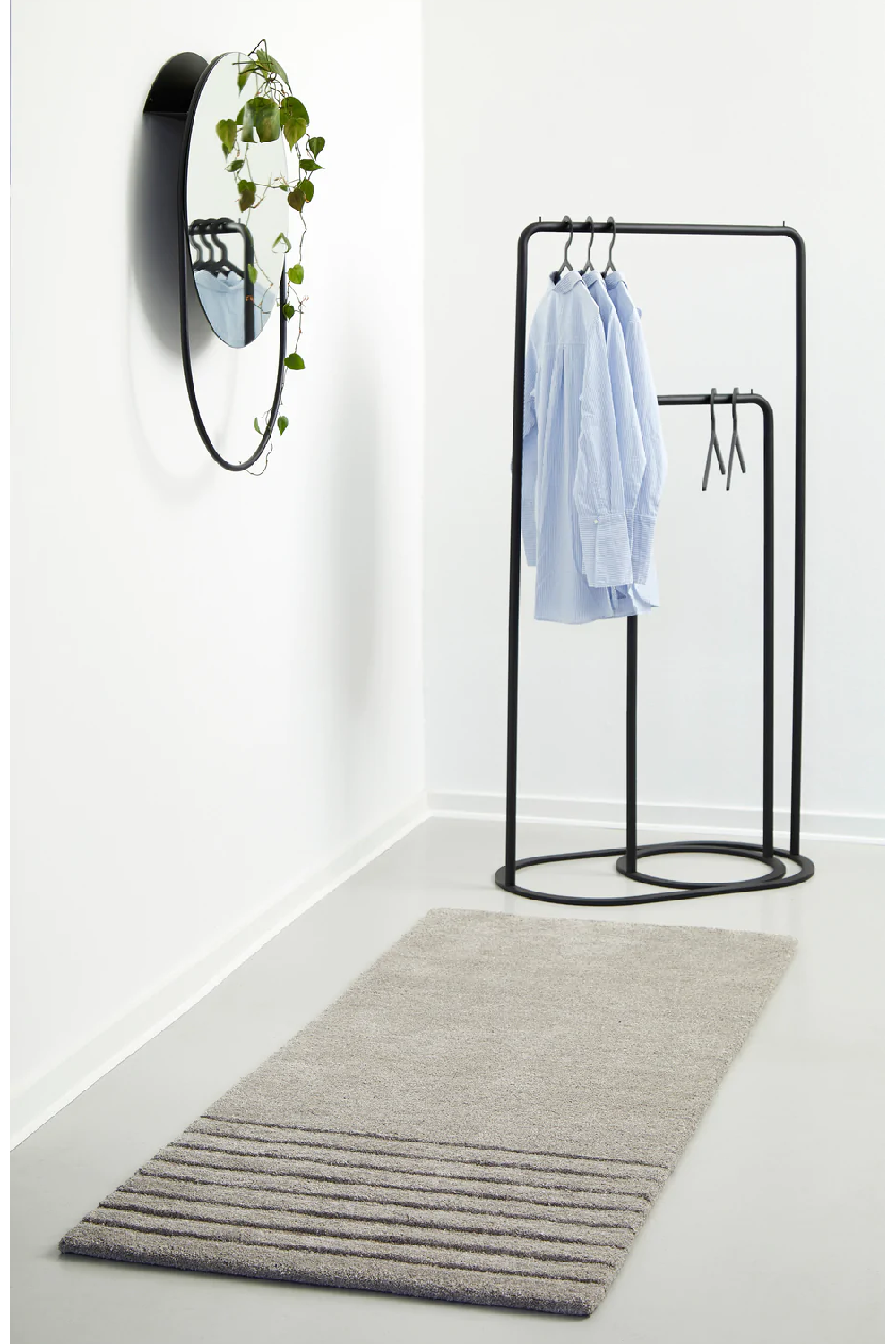 Black Metal Clothing Rack | Oroa.com