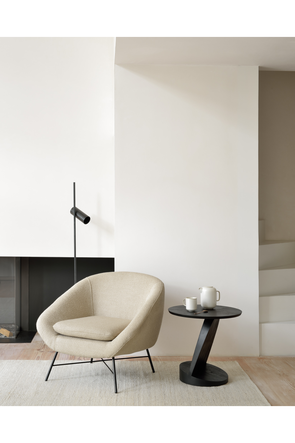 Vintage Style Lounge Chair | Oroa.com