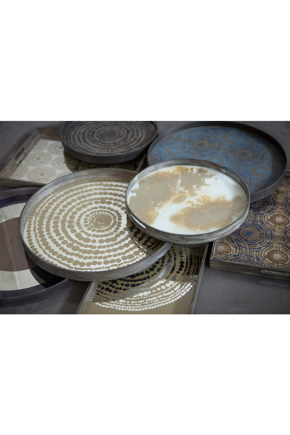 Printed Round Mirror Tray | Oroa.com