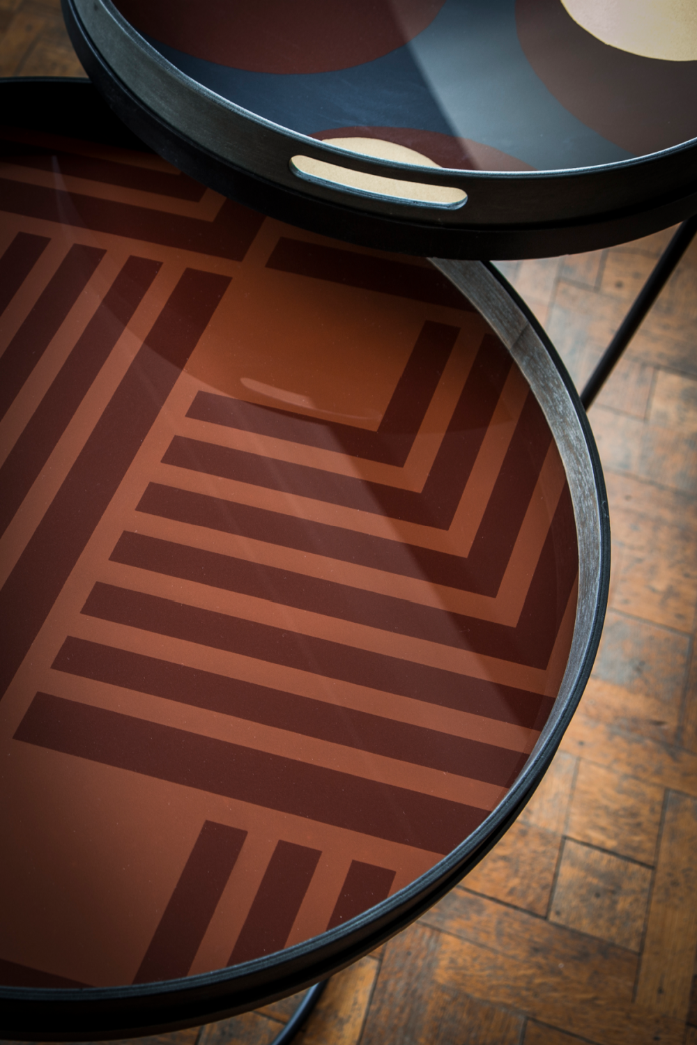 Round Tray Side Table Set (2) | Oroa.com