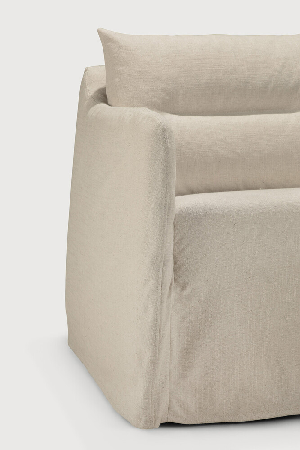 Linen Lounge Chair | Oroa.com