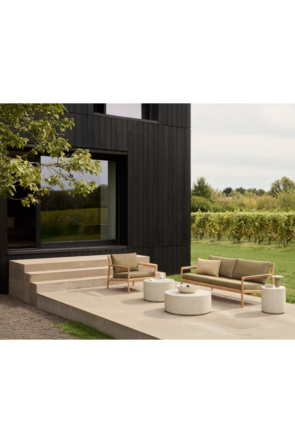 Light Gray Outdoor Coffee Table | Oroa.com