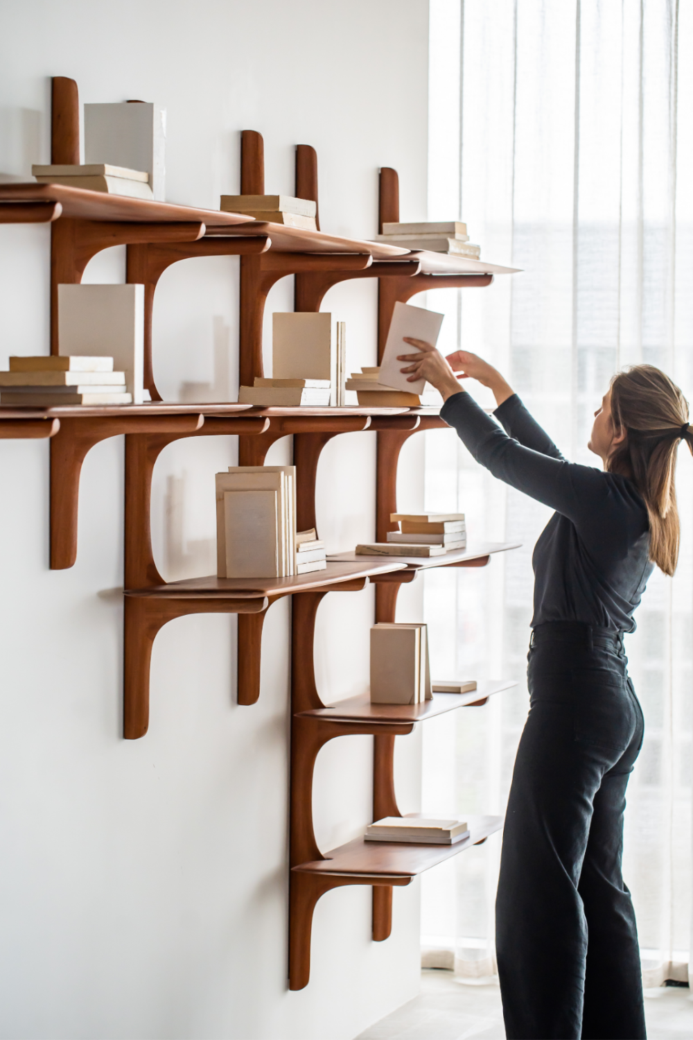Varnished Mahogany Wall Shelf | Oroa.com