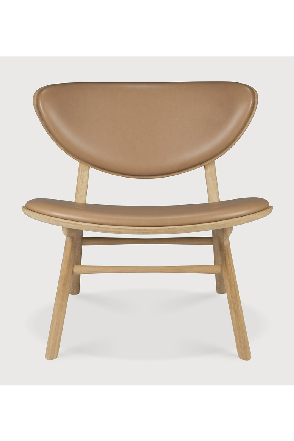 Varnished Oak Leather Lounge Chair | Oroa.com