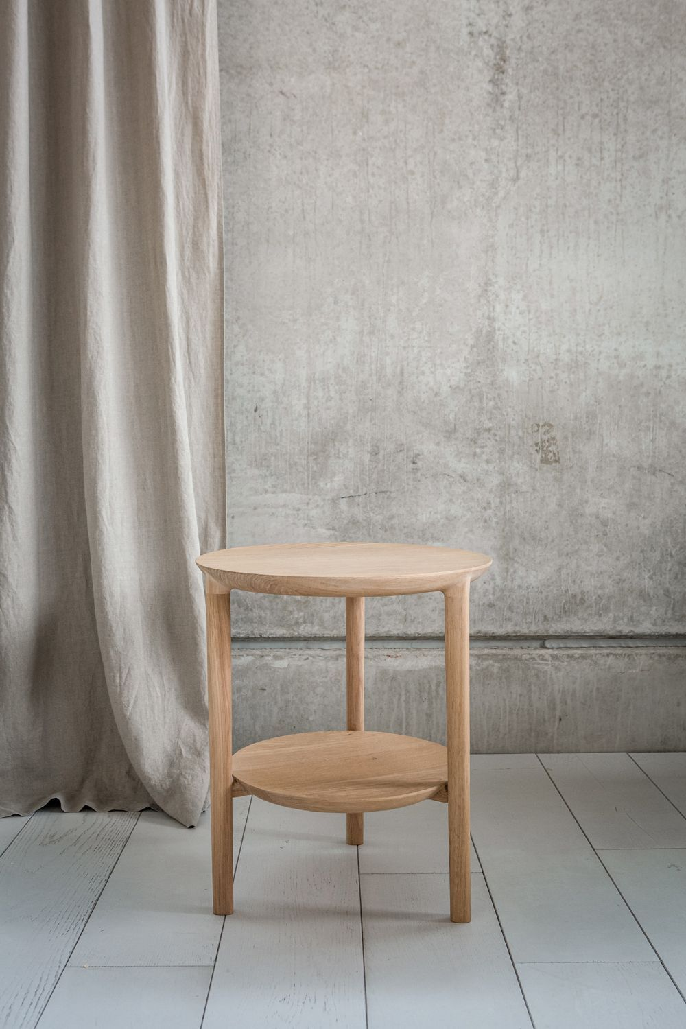 Circular Tiered Oak Side Table | Oroa.com
