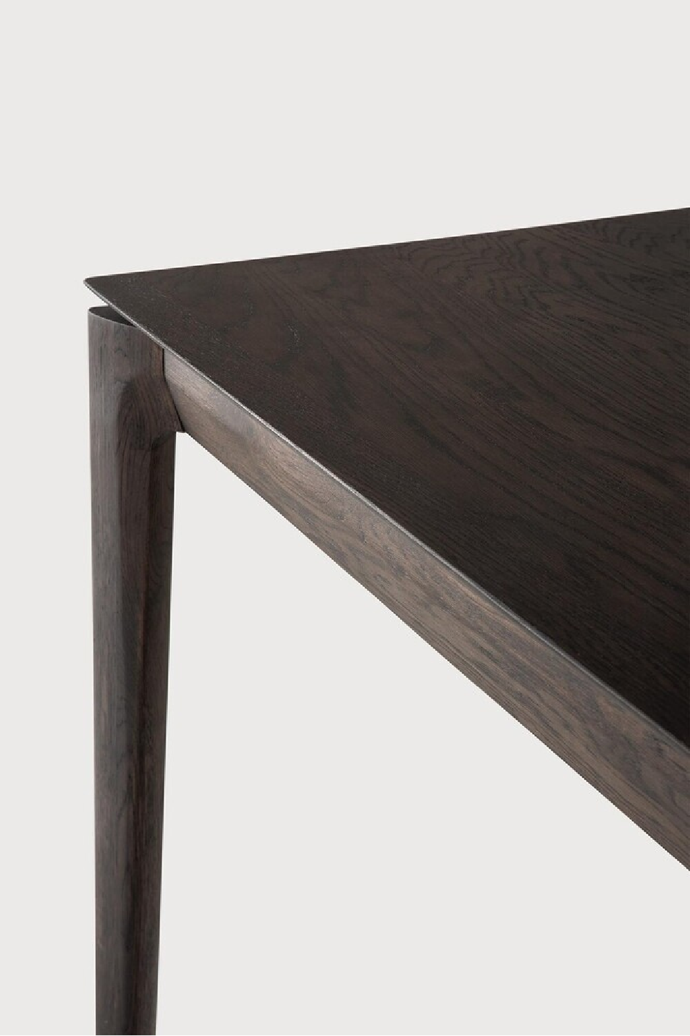 Minimalist Extendable Dining Table | Oroa.com