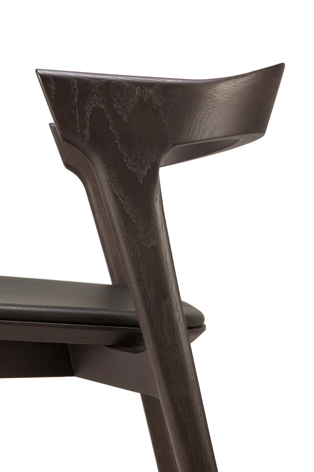 Varnished Oak Classic Dining Chair | Oroa.com