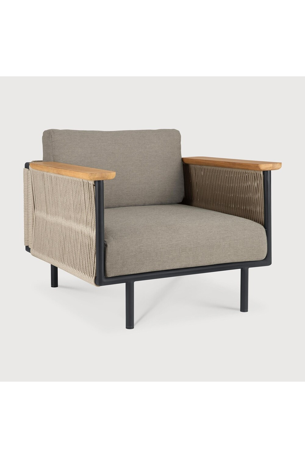 Woven Cord Outdoor Lounge Chair | Oroa.com