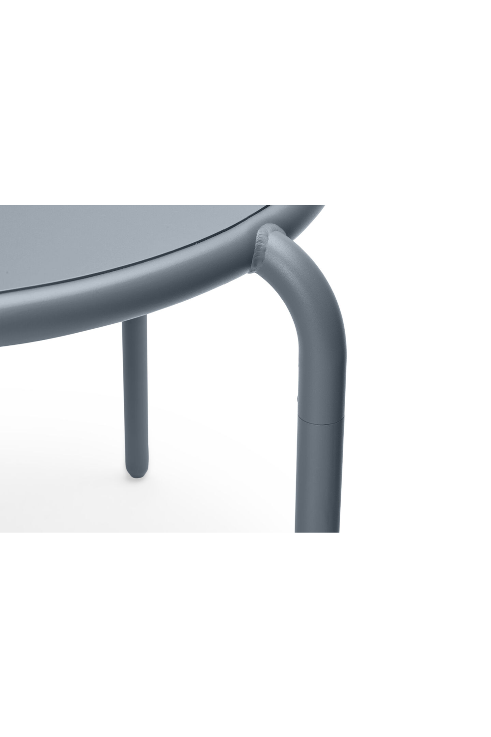 Contemporary Outdoor Dining Table | Oroa.com