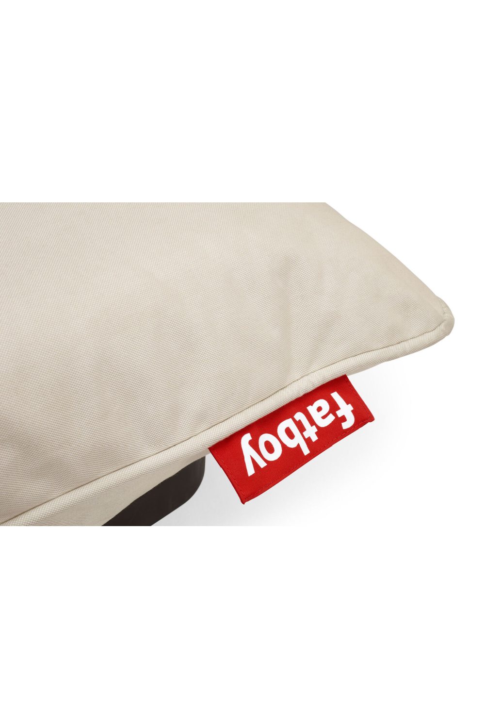 Cushioned Outdoor Daybed | Oroa.com