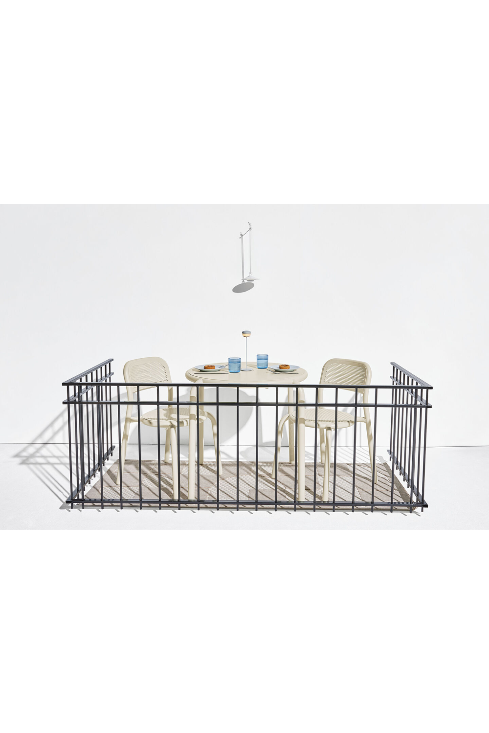 Outdoor Metal Floor Lamp | Oroa.com