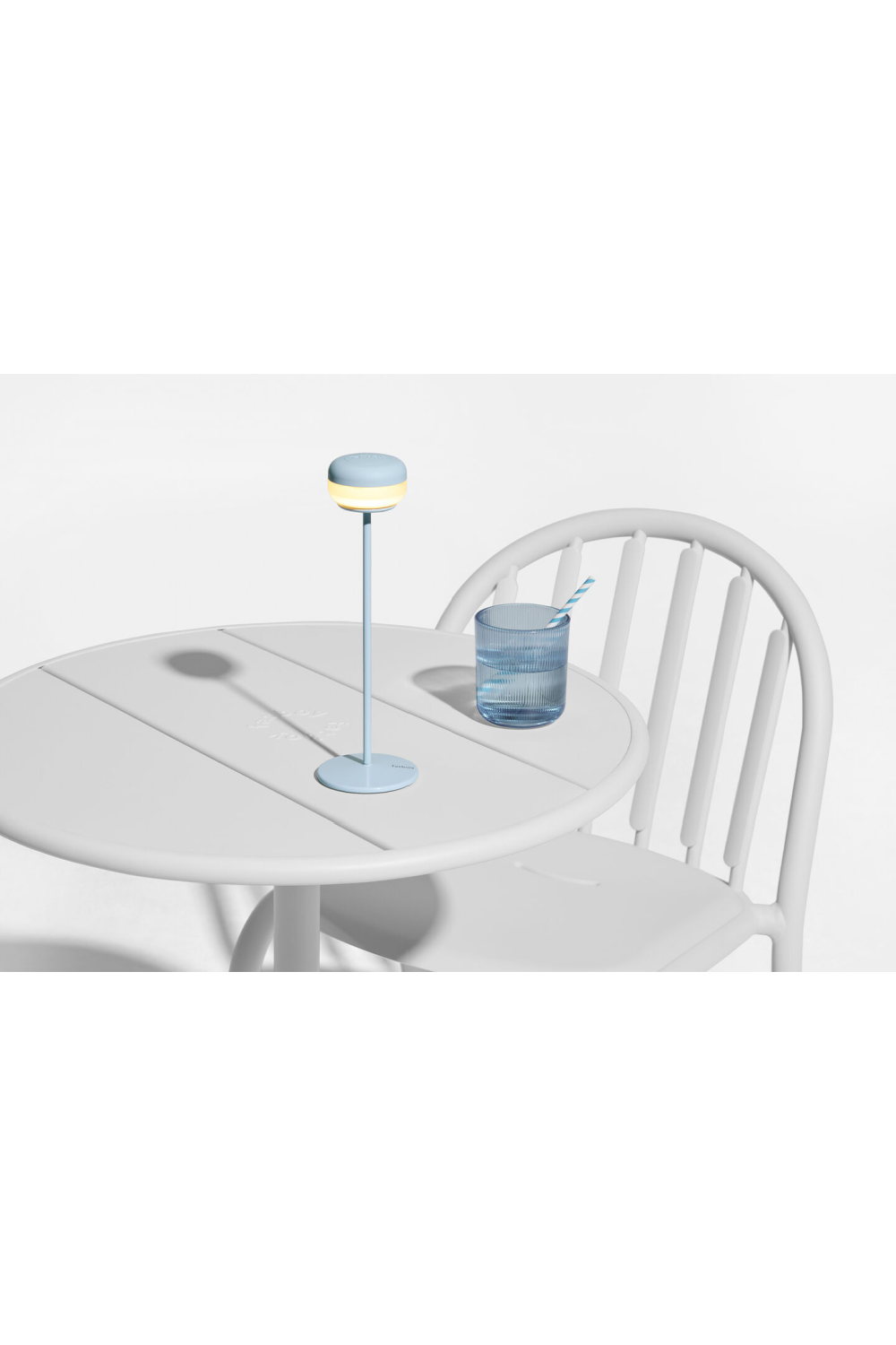 Outdoor Metal Floor Lamp | Oroa.com