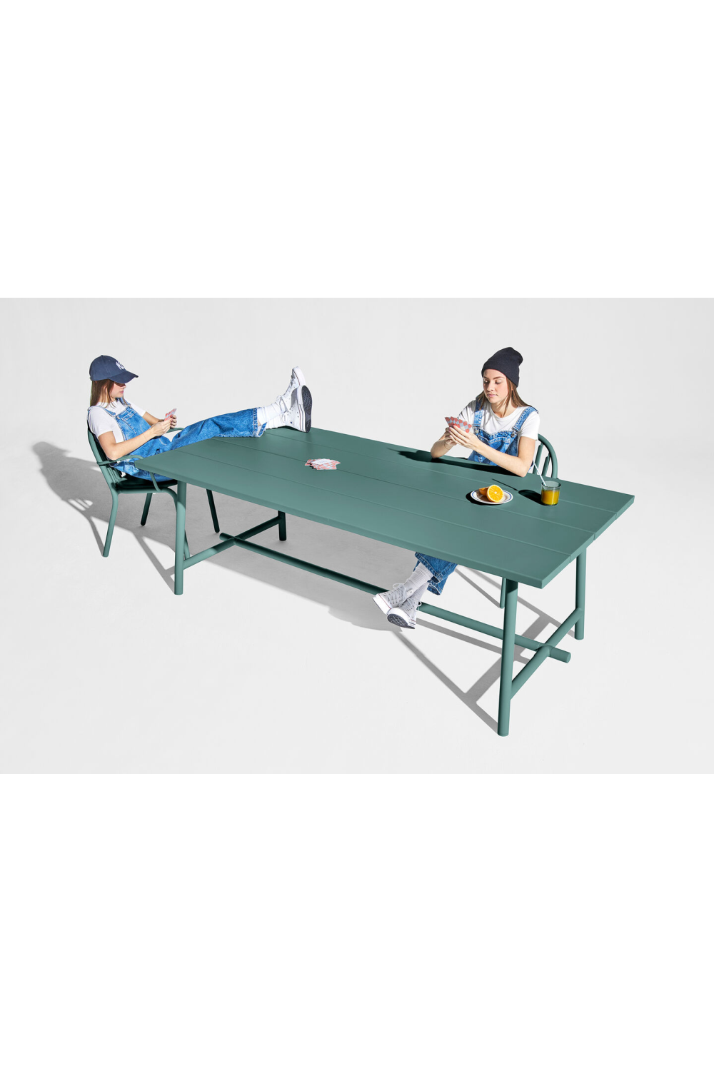 Aluminum 6-Seater Outdoor Table | Oroa.com