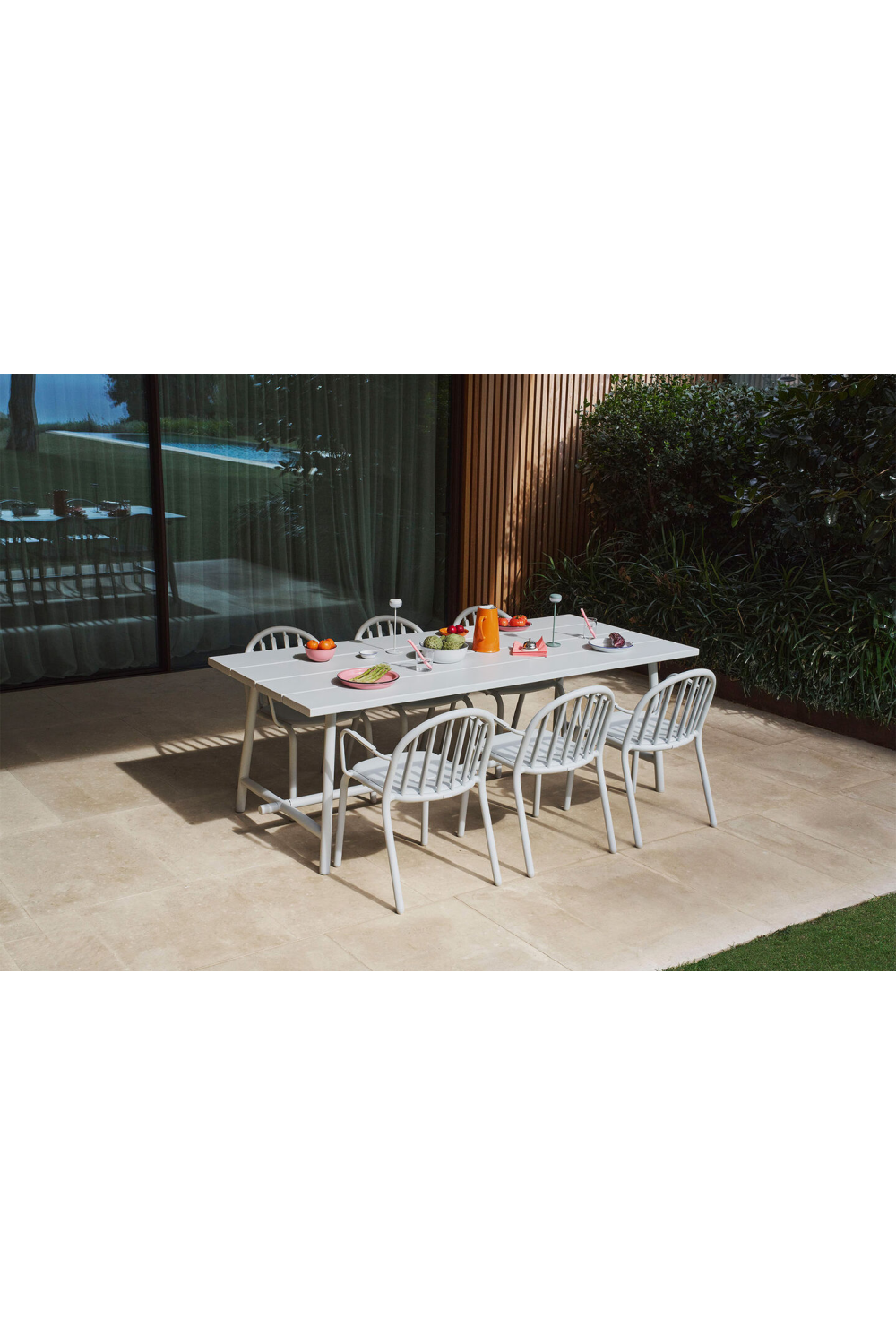 Aluminum 6-Seater Outdoor Table | Oroa.com