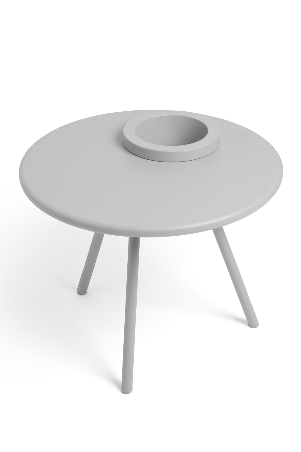 Tripod Outdoor Planter Side Table | Oroa.com