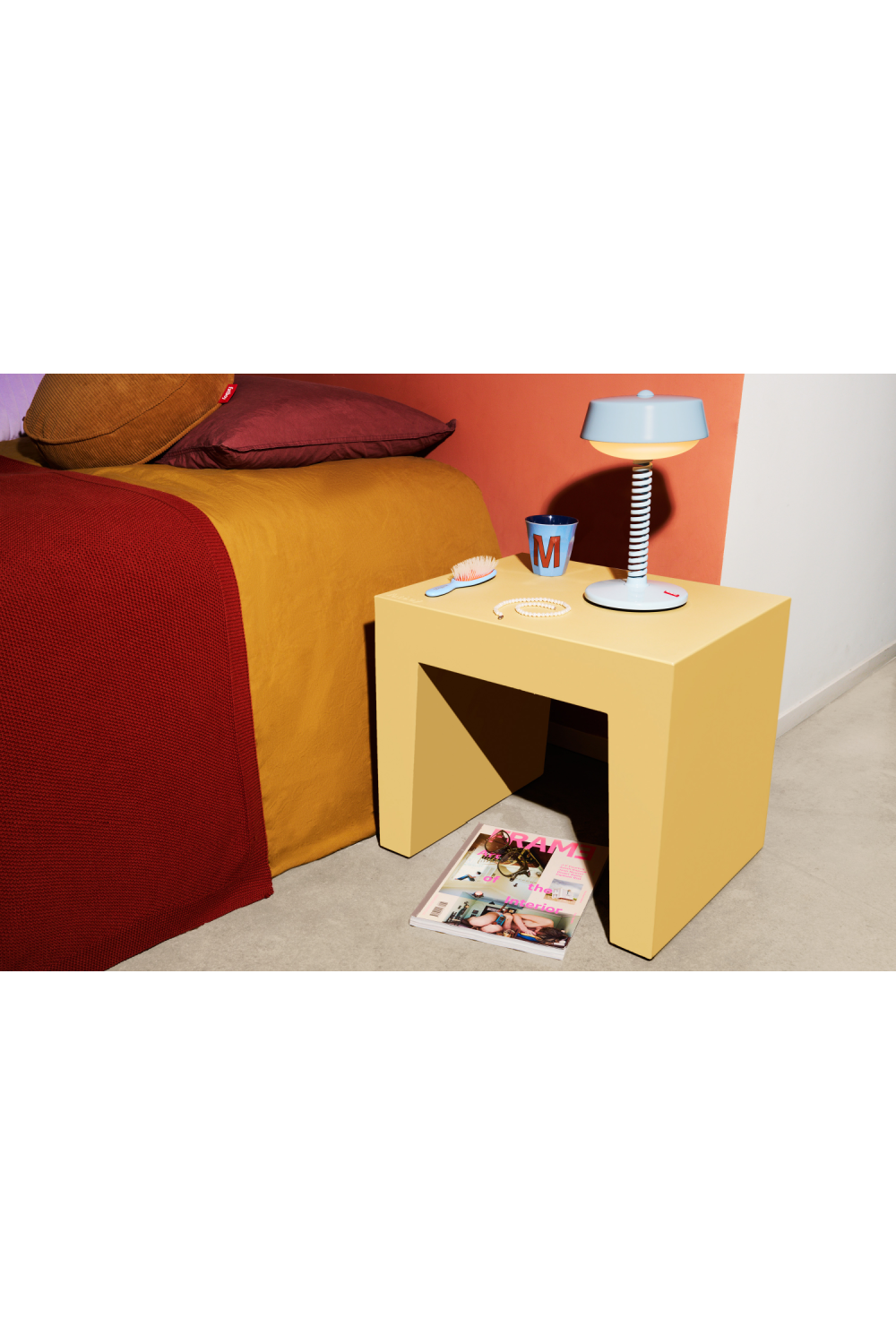 Minimalist Outdoor Stool | Oroa.com