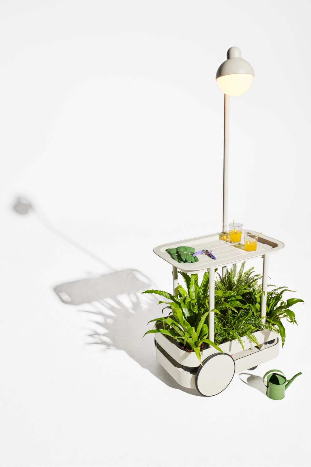 Outdoor Lighted Bar Cart | Oroa.com