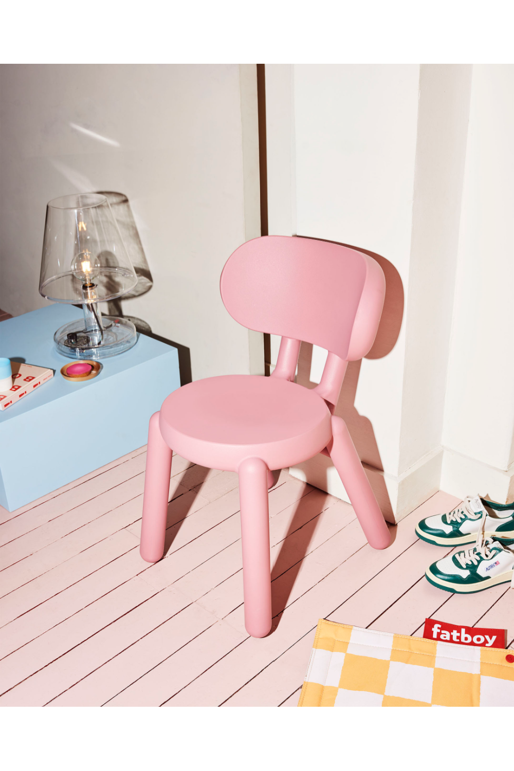 Modern Molded Chair | Oroa.com