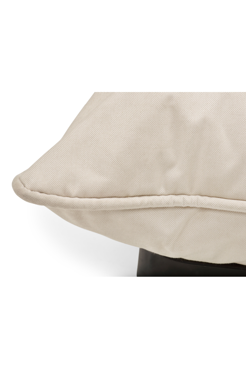 Minimalist Outdoor Corner Seat | Oroa.com