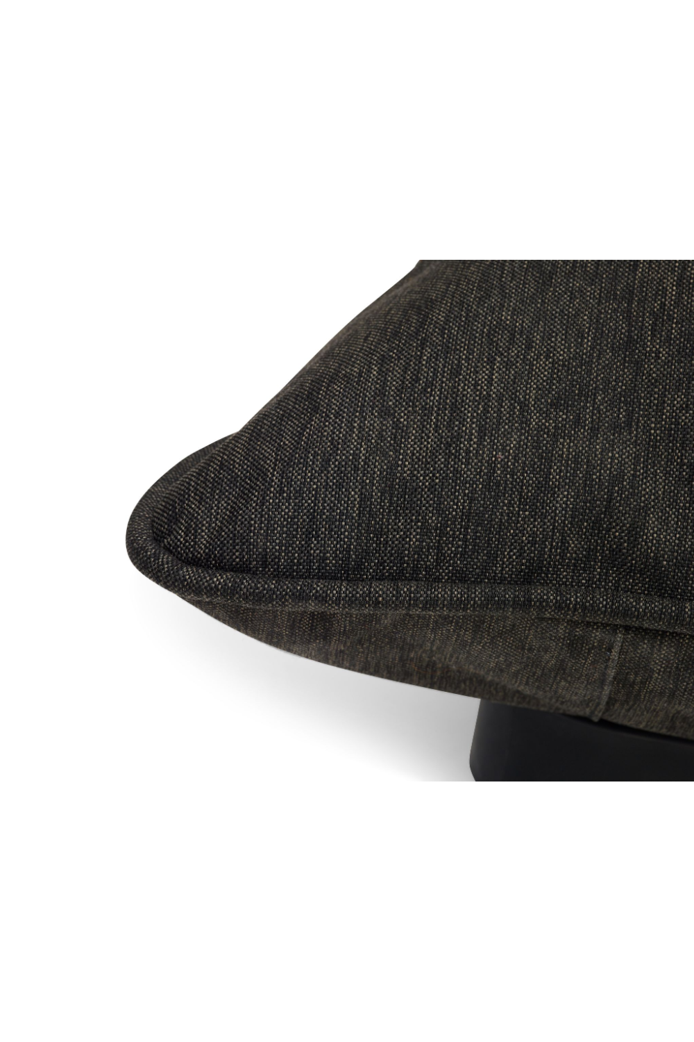 Minimalist Outdoor Hocker | Oroa.com