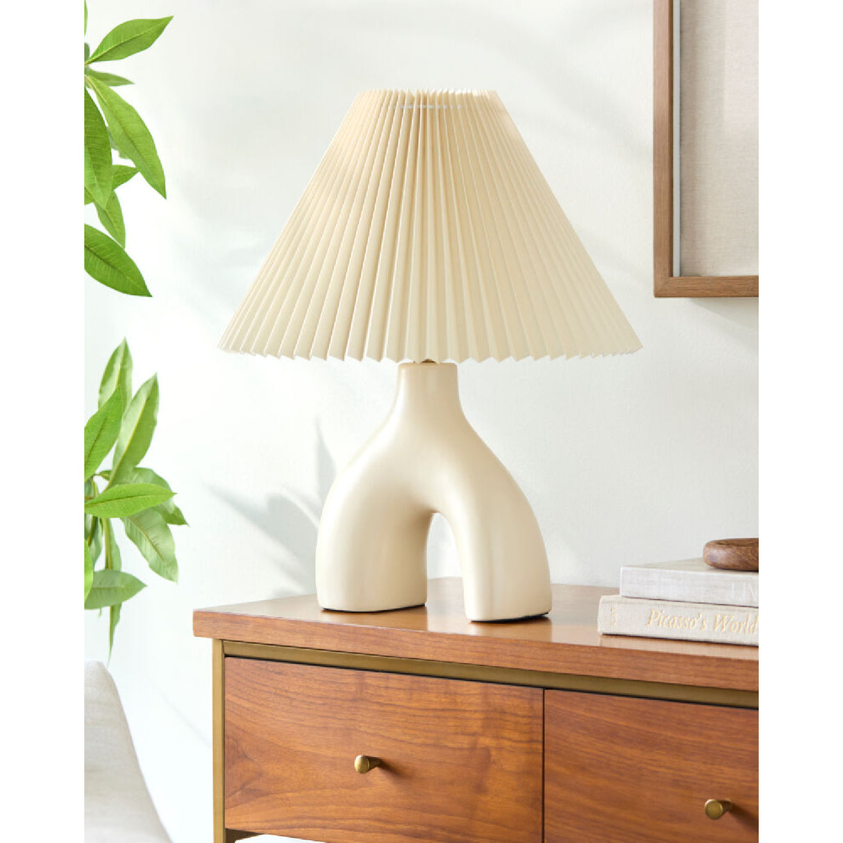 Modern European furniture - Ceramic Cream Linen Table Lamp - www.oroa.com | Oroa.com