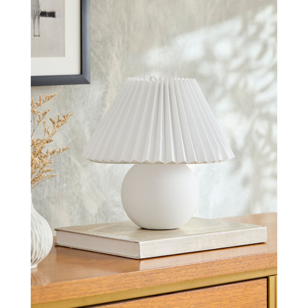 Modern European furniture - Pleated Linen Ceramic Table Lamp - www.oroa.com | Oroa.com