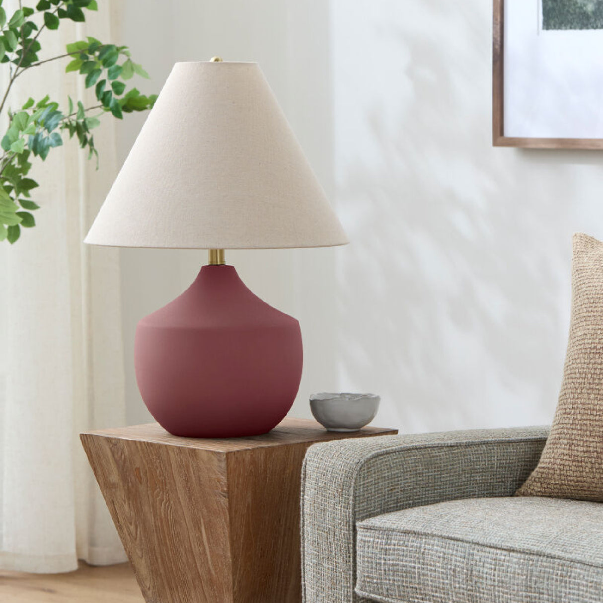 Modern European furniture - Ceramic Beige Linen Table Lamp - www.oroa.com | Oroa.com