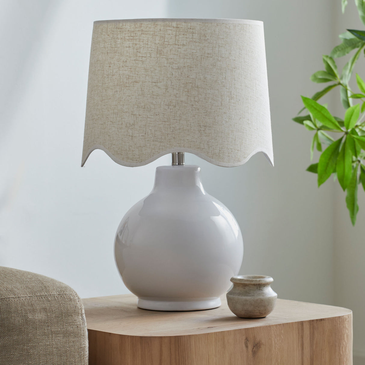 Modern European furniture - Wavy Edge Accent Table Lamp - www.oroa.com | Oroa.com