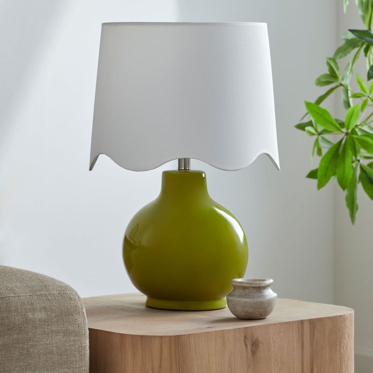 Modern European furniture - Wavy Edge Accent Table Lamp - www.oroa.com | Oroa.com