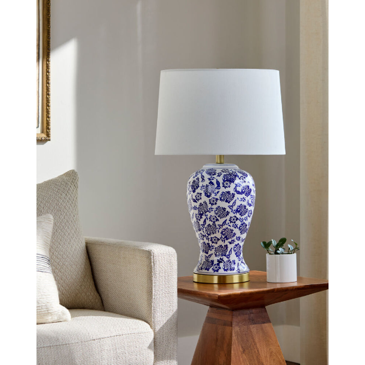 Modern European furniture - Blue Flowers Ceramic Table Lamp - www.oroa.com | Oroa.com
