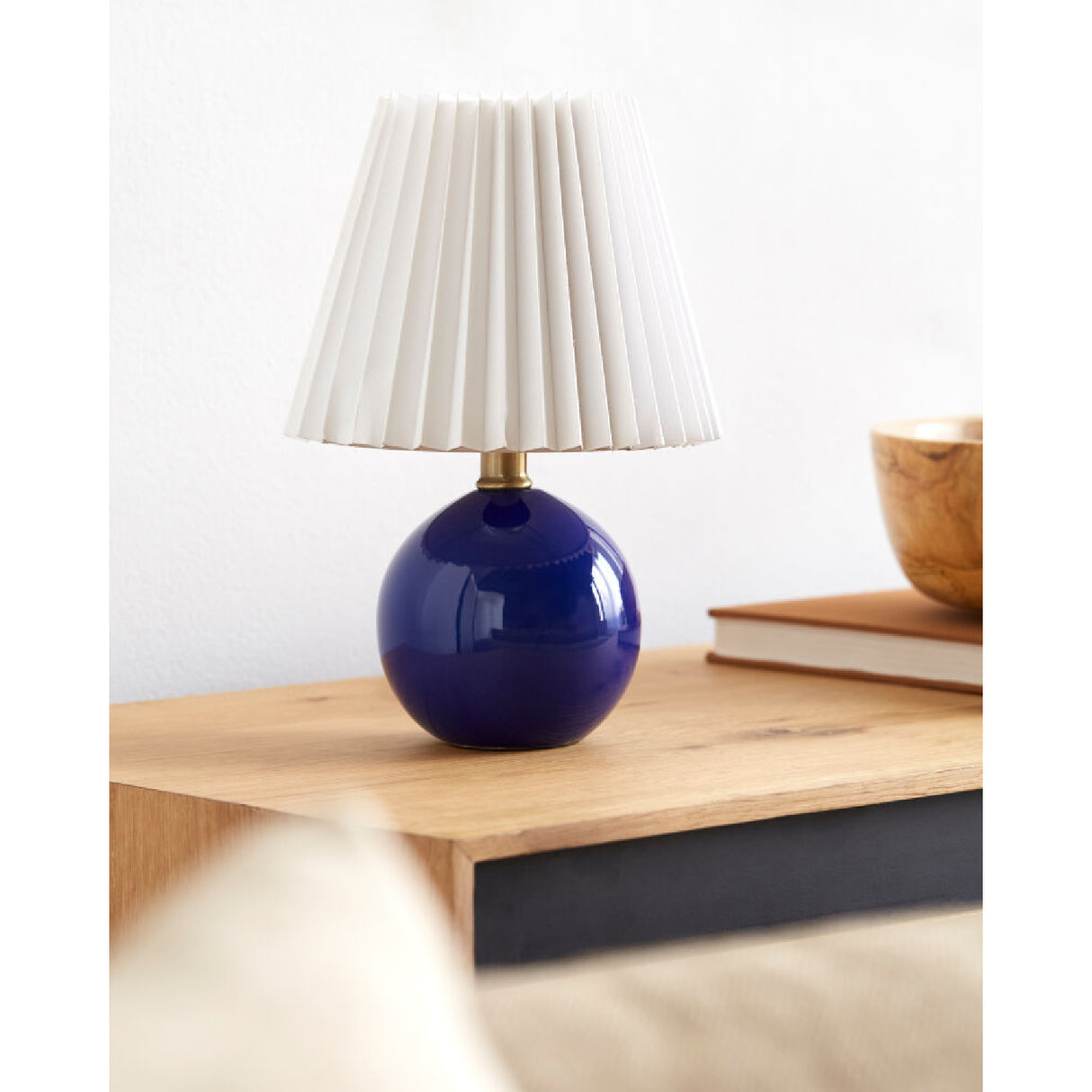 Modern European furniture - Ceramic Sphere Table Lamp - www.oroa.com | Oroa.com