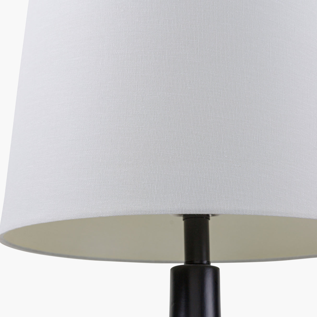 Modern European furniture - Ceramic White Linen Table Lamp - www.oroa.com | Oroa.com