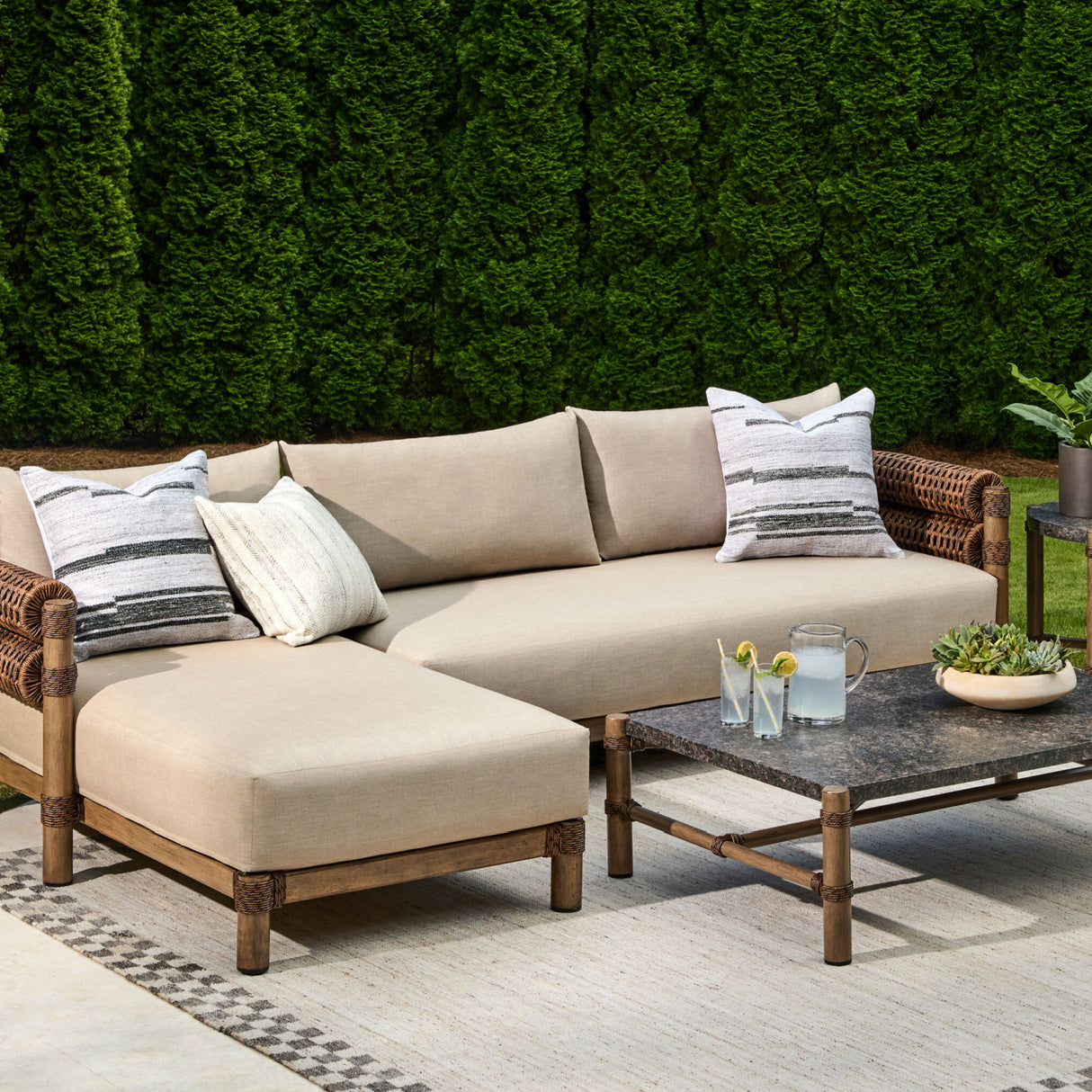 Modern European furniture - Cushioned Wicker Outdoor Right-Armed Sofa - www.oroa.com | Oroa.com