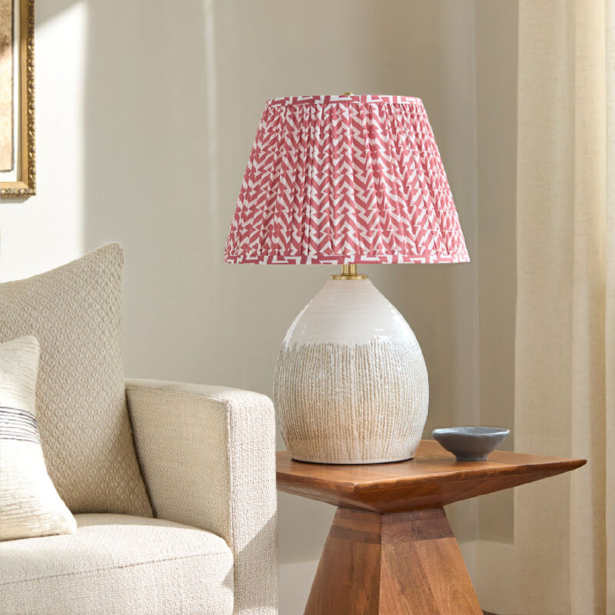 Modern European furniture - Red Patterned Fabric Table Lamp - www.oroa.com | Oroa.com