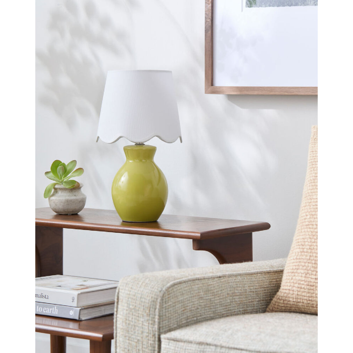 Modern European furniture - Scalloped Edge Accent Table Lamp - www.oroa.com | Oroa.com