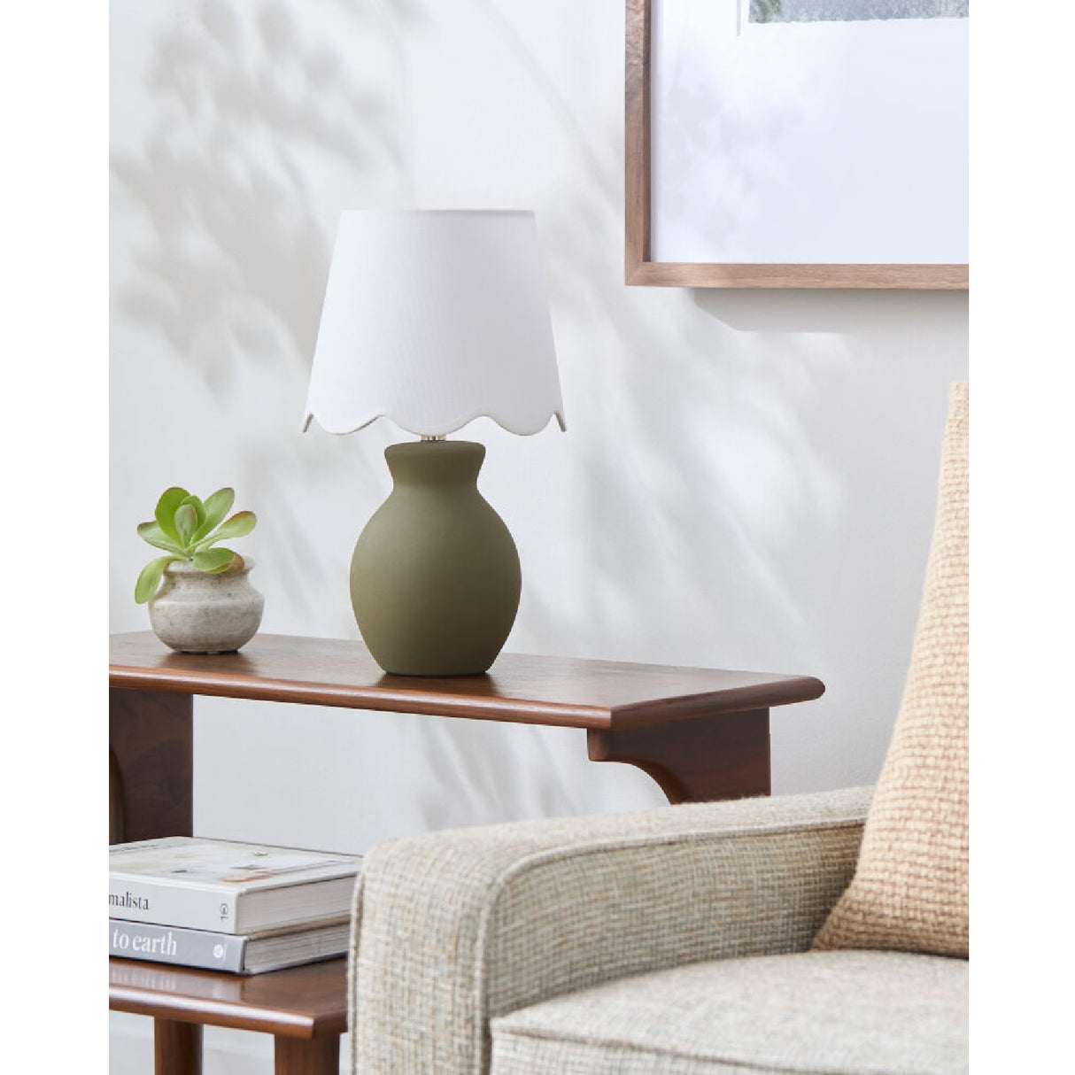 Modern European furniture - Scalloped Edge Accent Table Lamp - www.oroa.com | Oroa.com