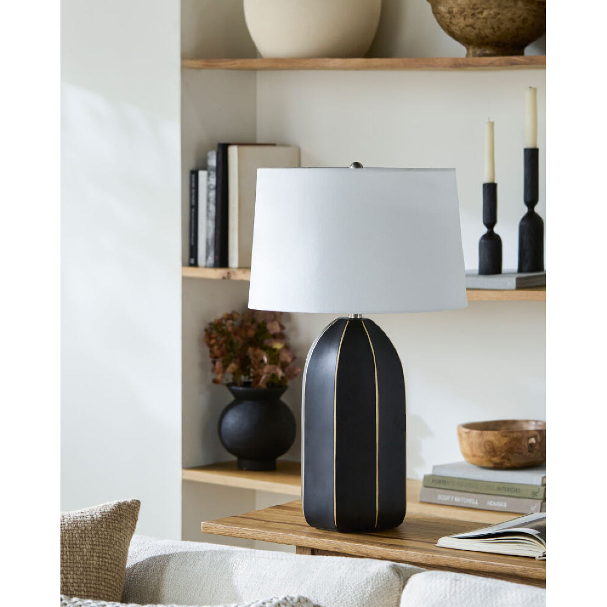 Modern European furniture - Black Ceramic Modern Table Lamp - www.oroa.com | Oroa.com