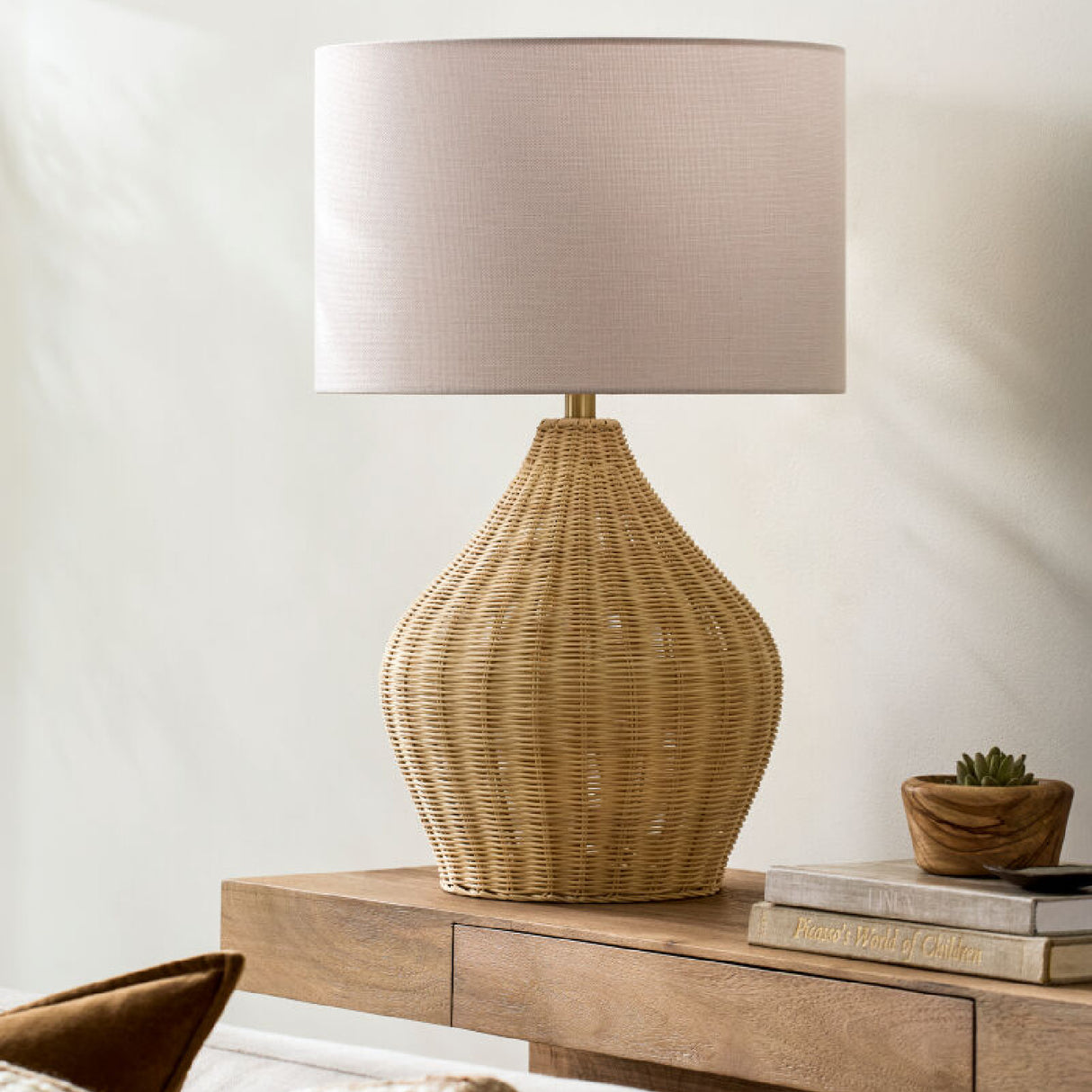 Modern European furniture - Woven Rattan Table Lamp - www.oroa.com | Oroa.com